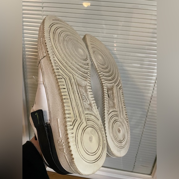 Nike Air Force 1 Type White Black Volt size 13 in men - Picture 8 of 9